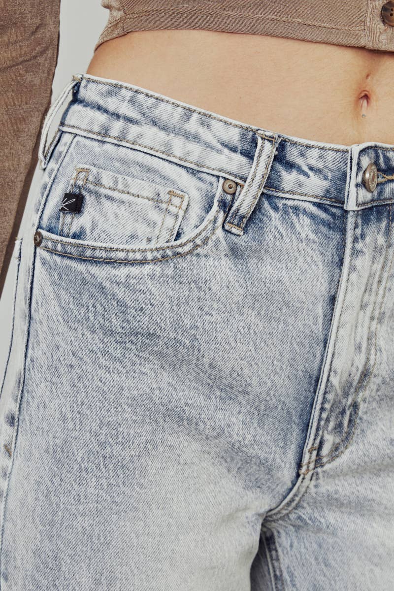 Wide Leg Light Wash Jeans