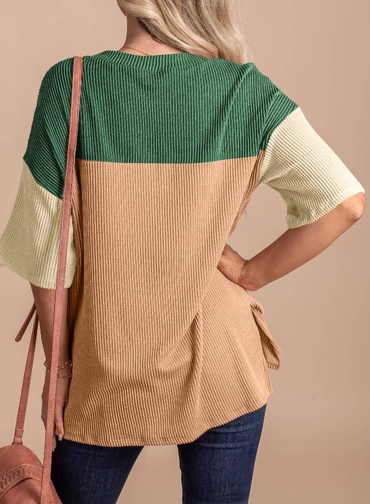 Crewneck Wavy Jacquard Colour-Block T-Shirt