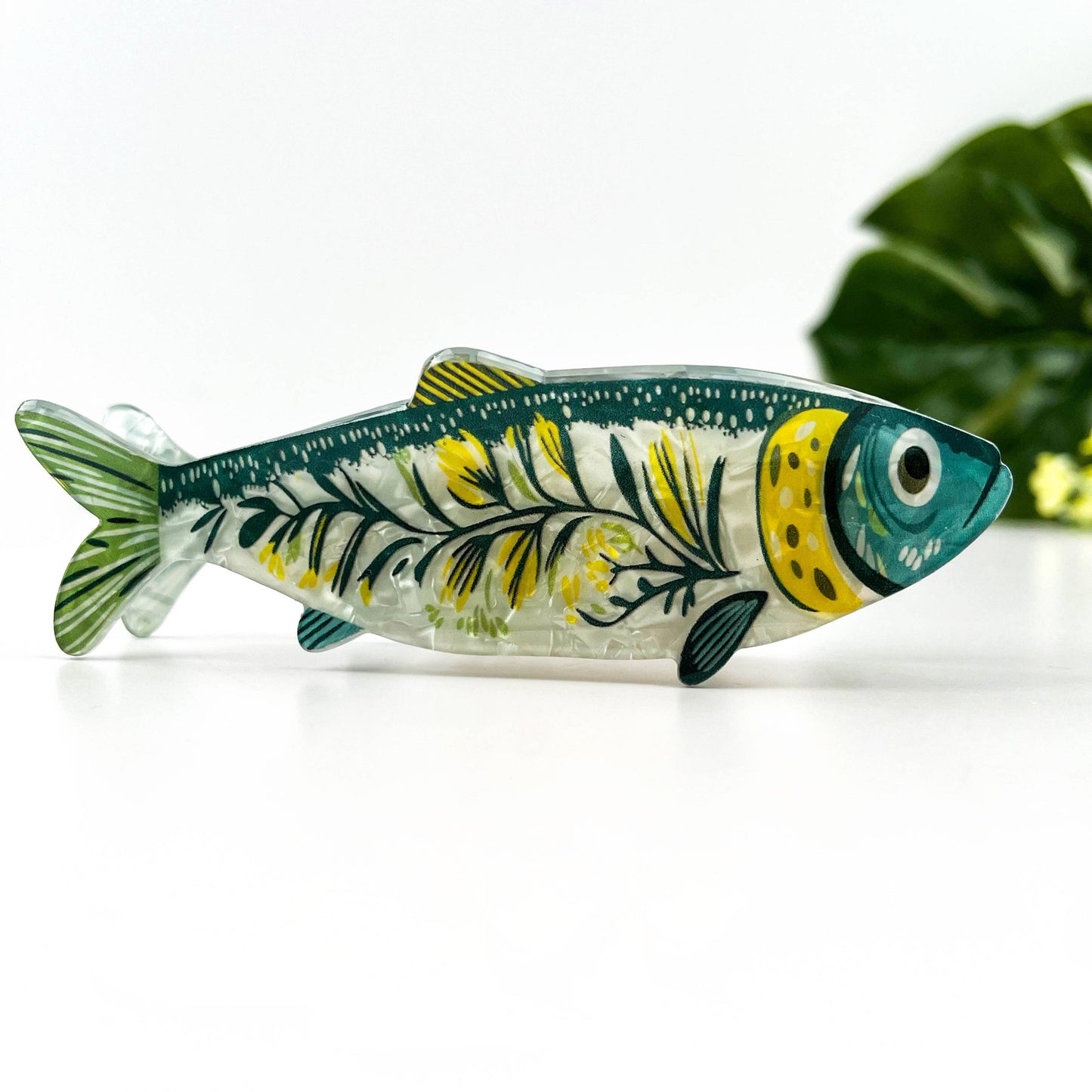 Green Sardine Hair Claw Clip with Seaweed Detail