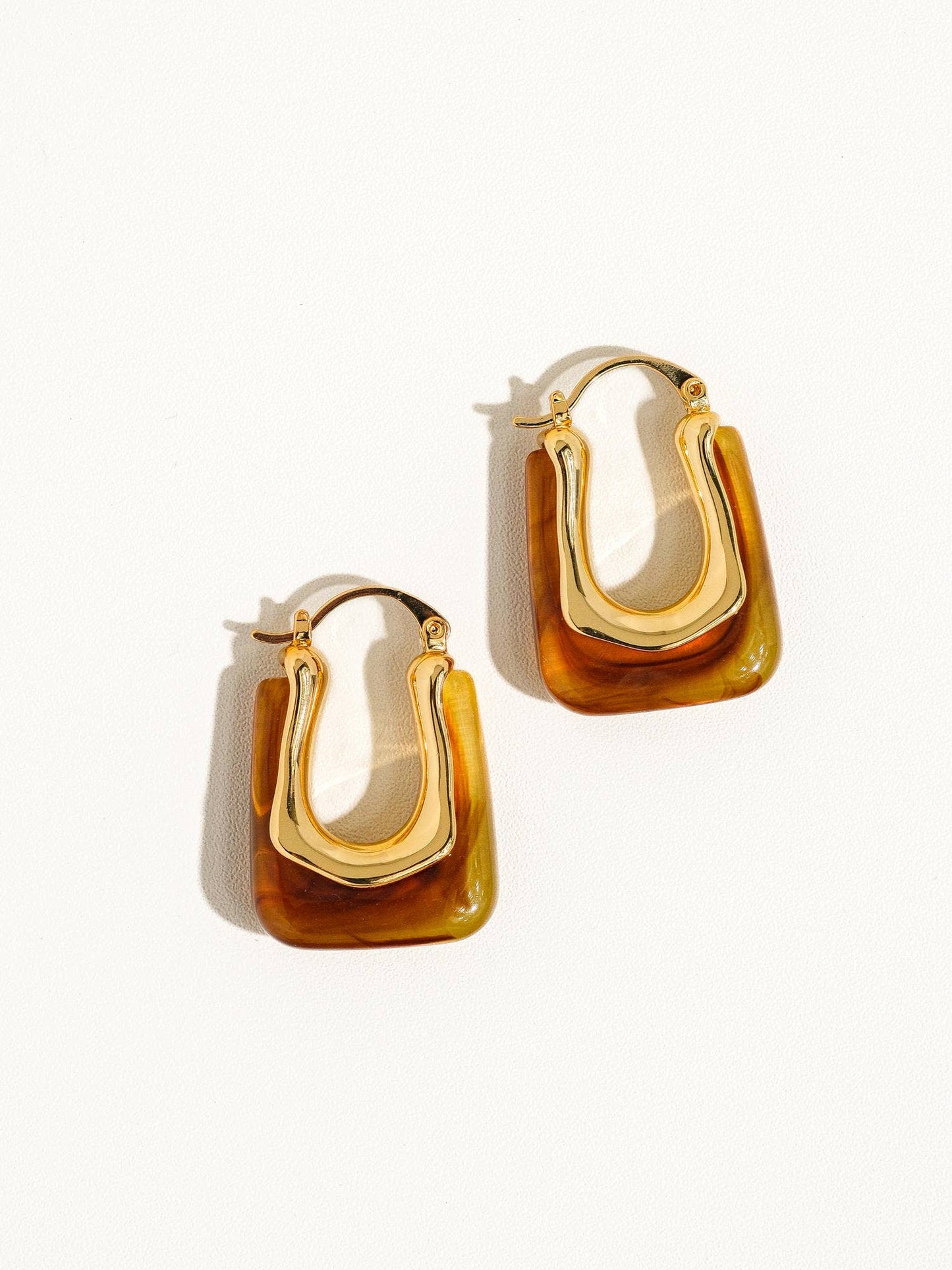 18K Gold U-Shaped Boho Hoop Earring