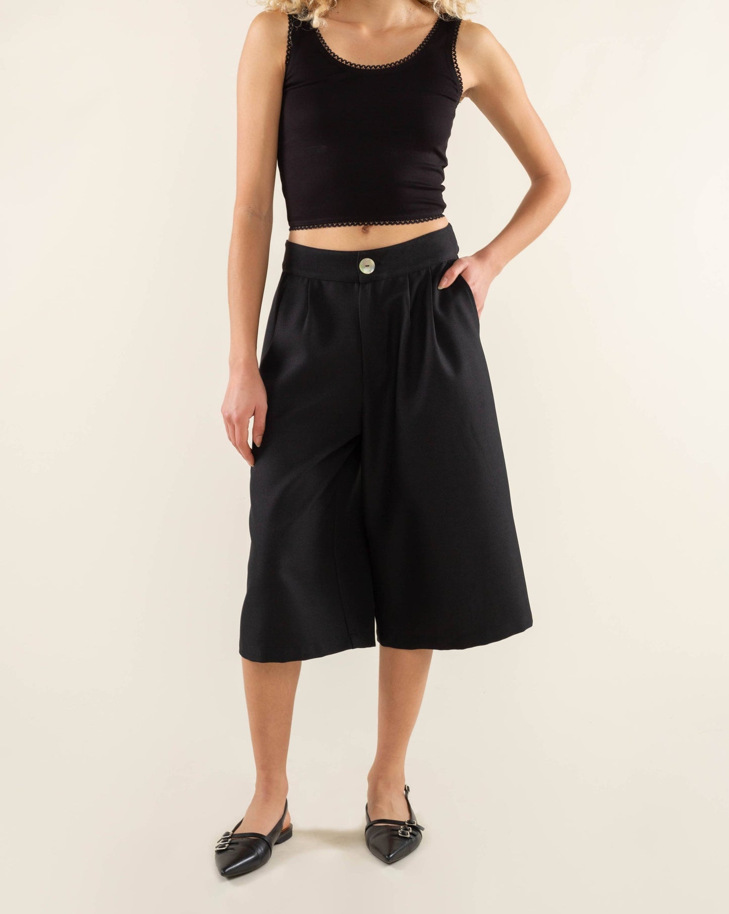 Scallop Trim Crop Tank Top : Black | Plus Size