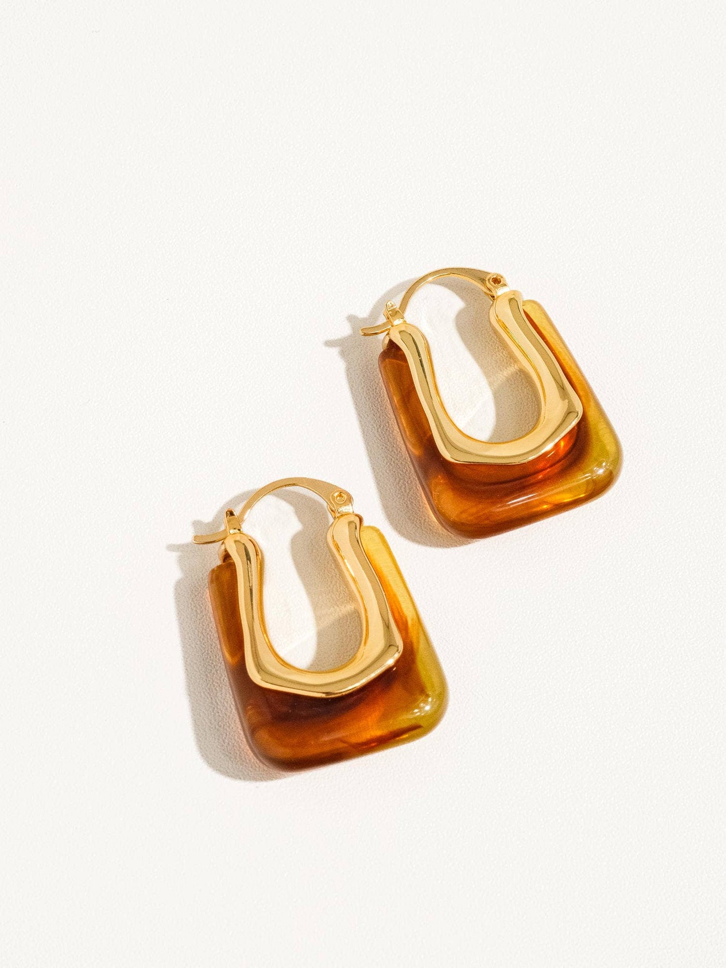 18K Gold U-Shaped Boho Hoop Earring
